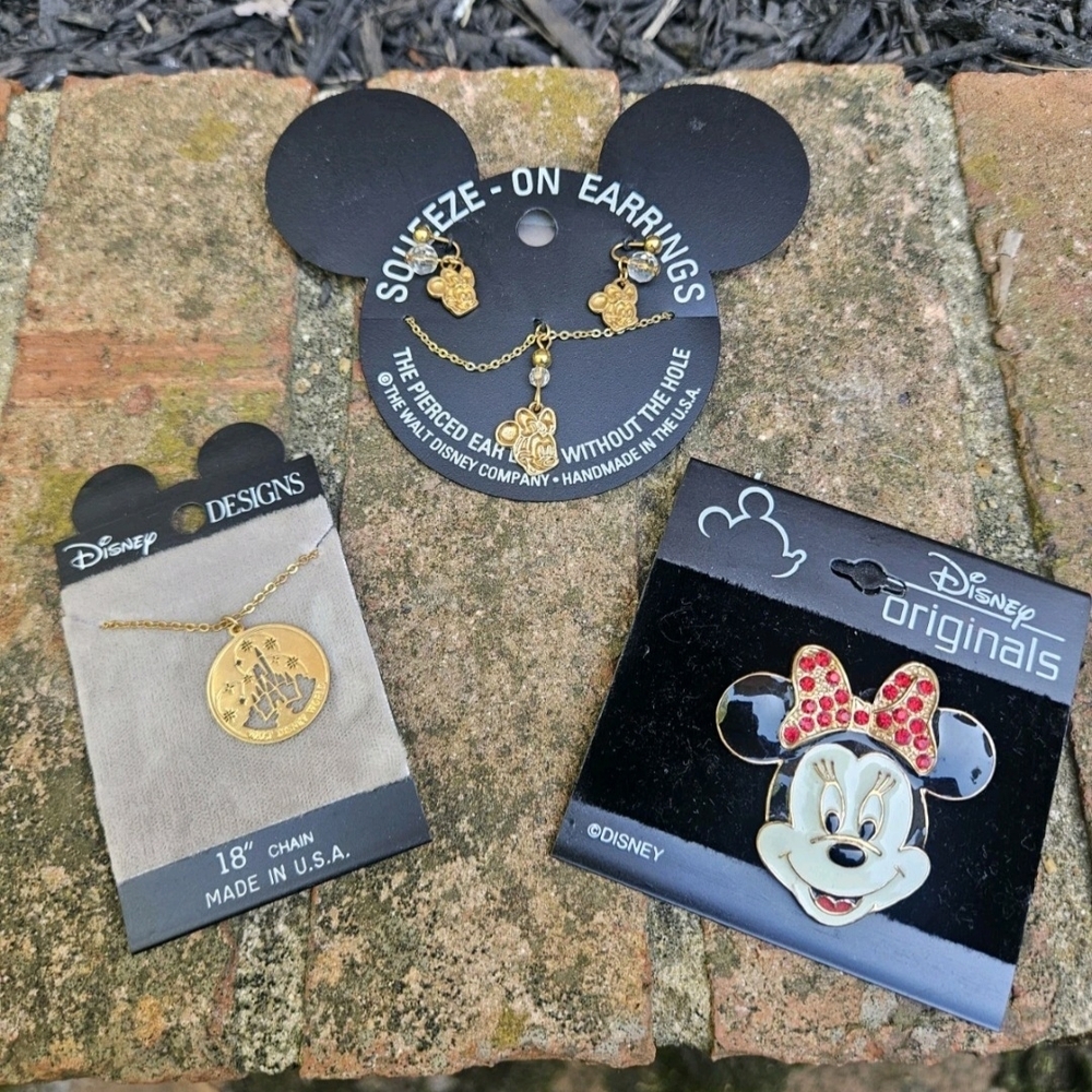 Vintage NOS Disney Necklace & Minnie Mouse Pin, Squeeze On Earrings Jewelry Lot